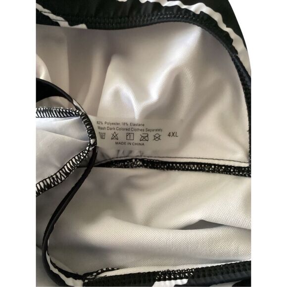 Swimsuit  - Picture 6 of 8